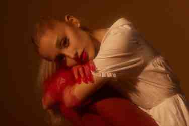 Ariana Grande – imperfect for you